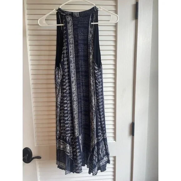 Olivaceous Navy Blue and White Boho Sun Dress or Cover Up Women's Size M - Picture 10 of 10